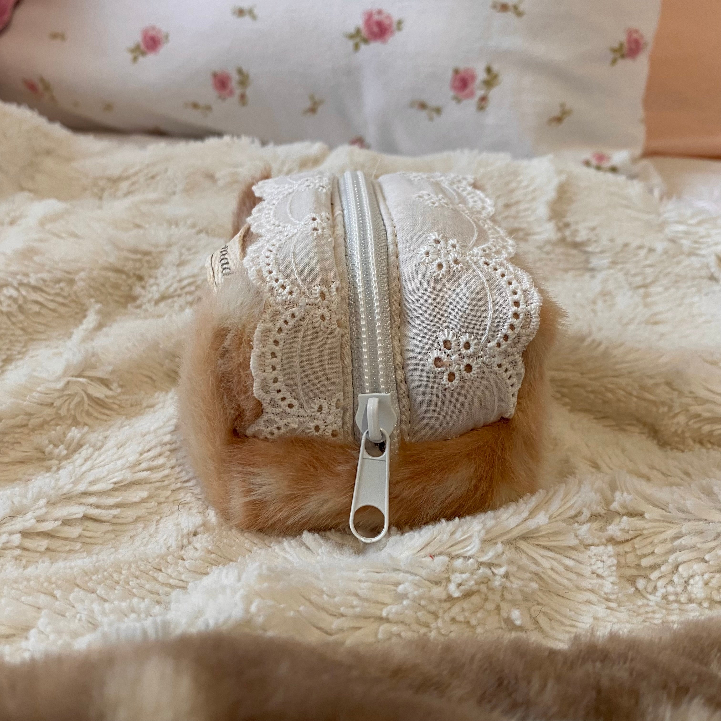 The Mini Pouch
